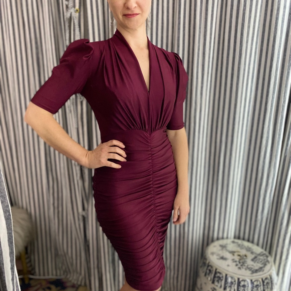 NWT Levya USA BRAND burgundy Bodycon Midi Dress with Puff Sleeves V-Neck S M L